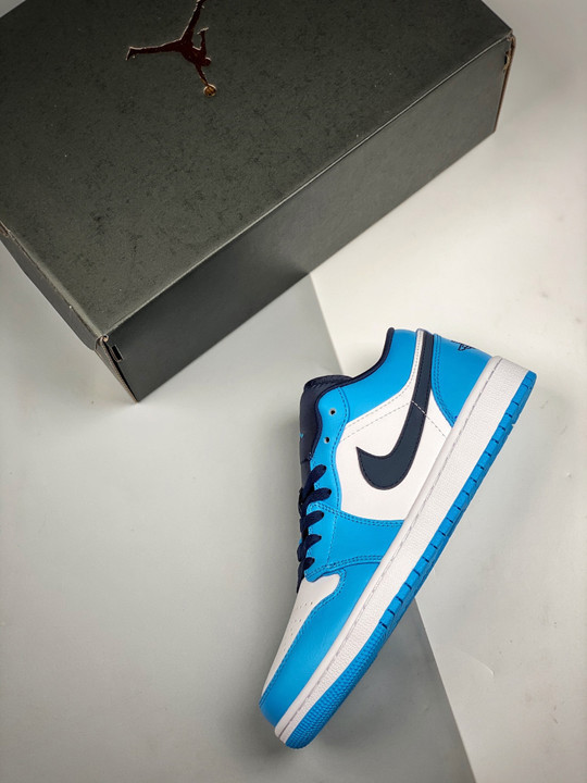 Air jordan 1 low uncwhite/university blue-black