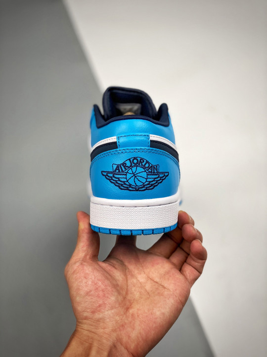 Air jordan 1 low uncwhite/university blue-black