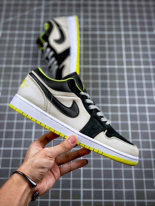 Air jordan 1 low venom green 553558-009