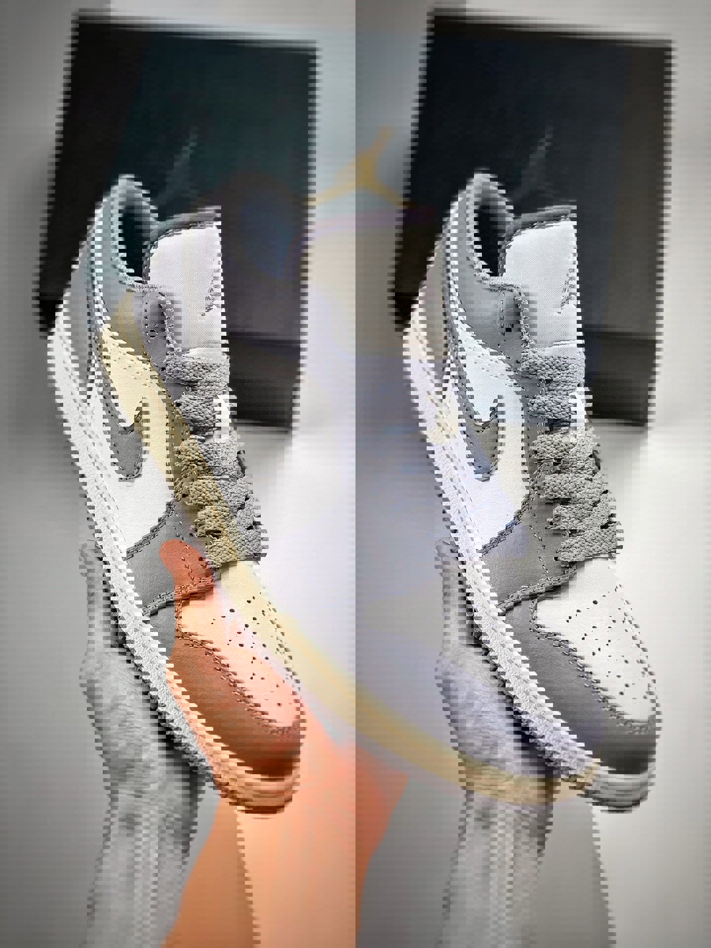 Air jordan 1 low vintage grey 553558-053