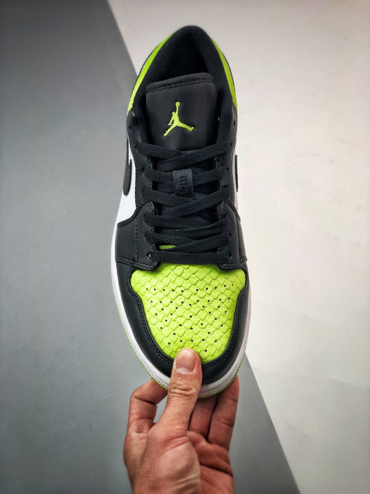 Air jordan 1 low vivid green snakeskin dx4446-301