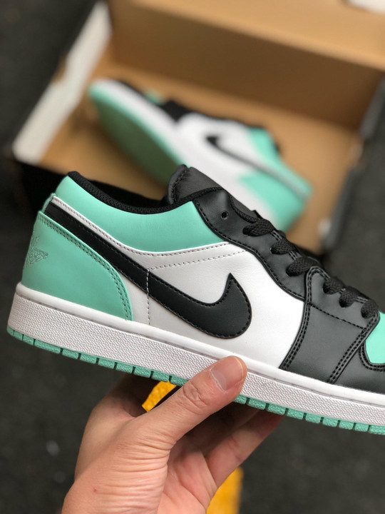Air jordan 1 low white/emerald rise-black 553558-117