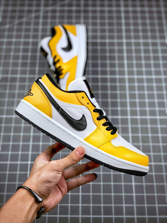 Air jordan 1 low white/laser orange-black