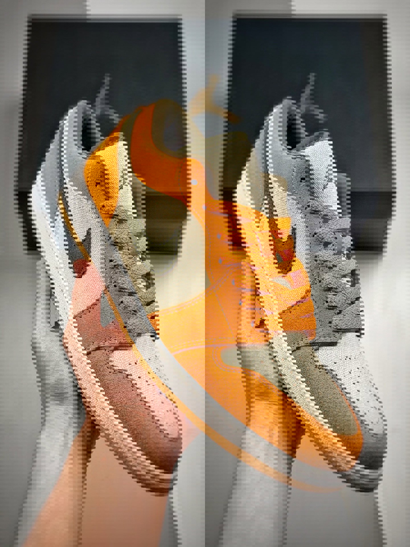 Air jordan 1 low white/light curry/medium olive dh6931-102