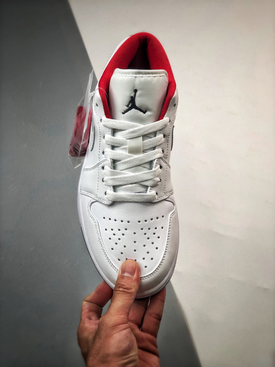 Air jordan 1 low white red with mismatched insoles