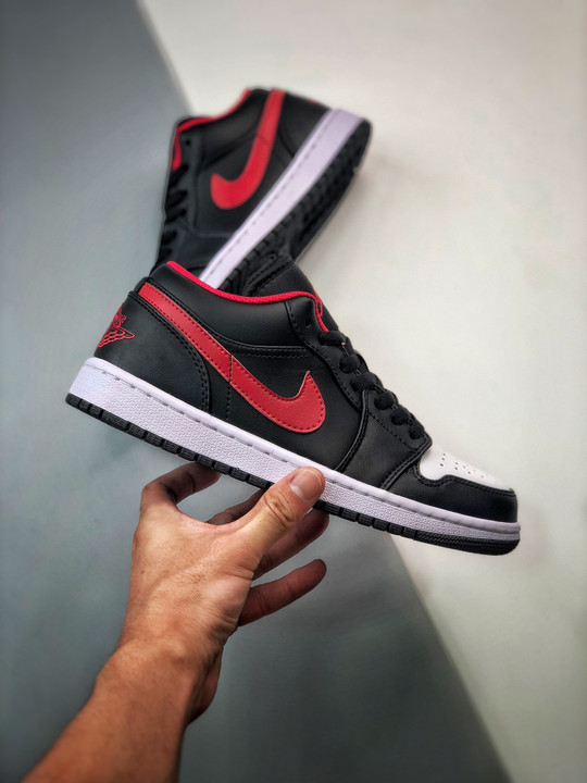 Air jordan 1 low white toe black/white-red 553558-063