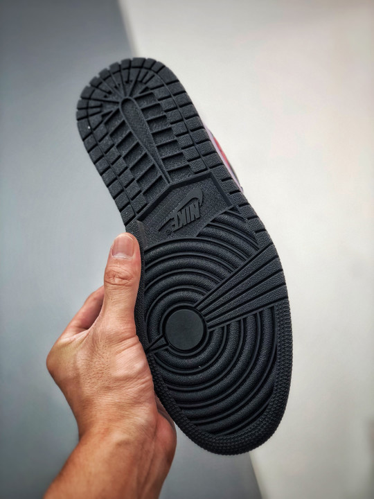 Air jordan 1 low white toe black/white-red 553558-063