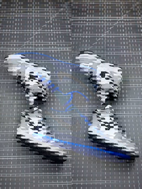 Air jordan 1 low white/true blue-cement grey-black