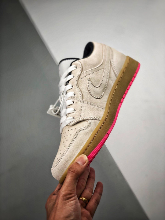 Air jordan 1 low white/white-gym yellow-hyper pink