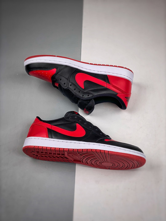 Air jordan 1 retro low bred black/varsity red 705329-001