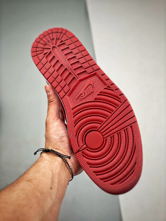 Air jordan 1 retro low bred black/varsity red 705329-001