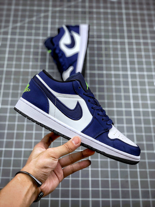 Air jordan 1 retro low insignia blue 553558-405