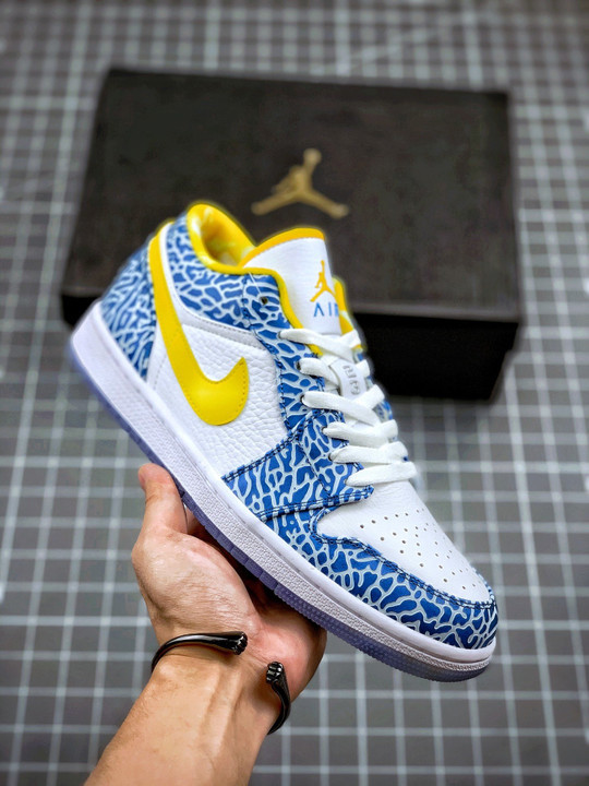 Air jordan 1 retro low west coast white/varsity maize-university blue