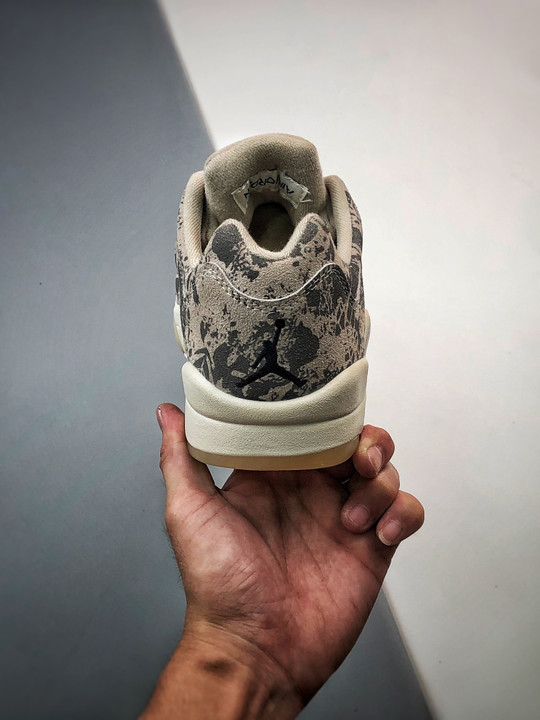 Air jordan 5 low expressioncoconut milk/black-white da8016-100