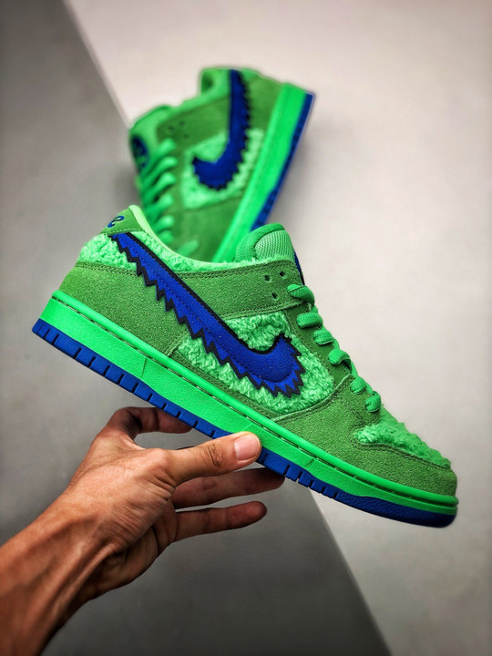 Grateful dead x nike sb dunk low ” green bear” cj5378-300