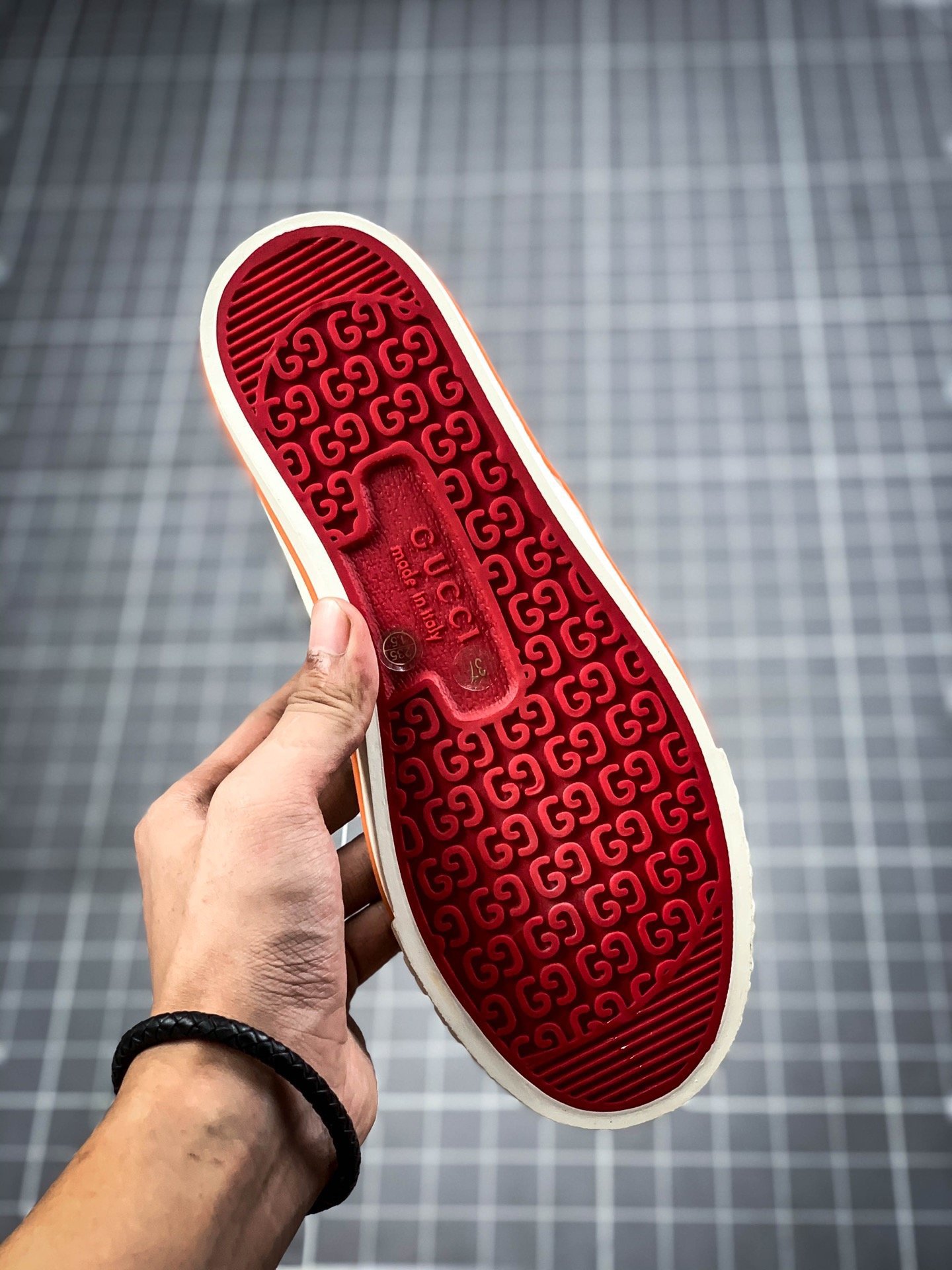 Gucci tennis 1977 gg canvas gt-009vlib5gn