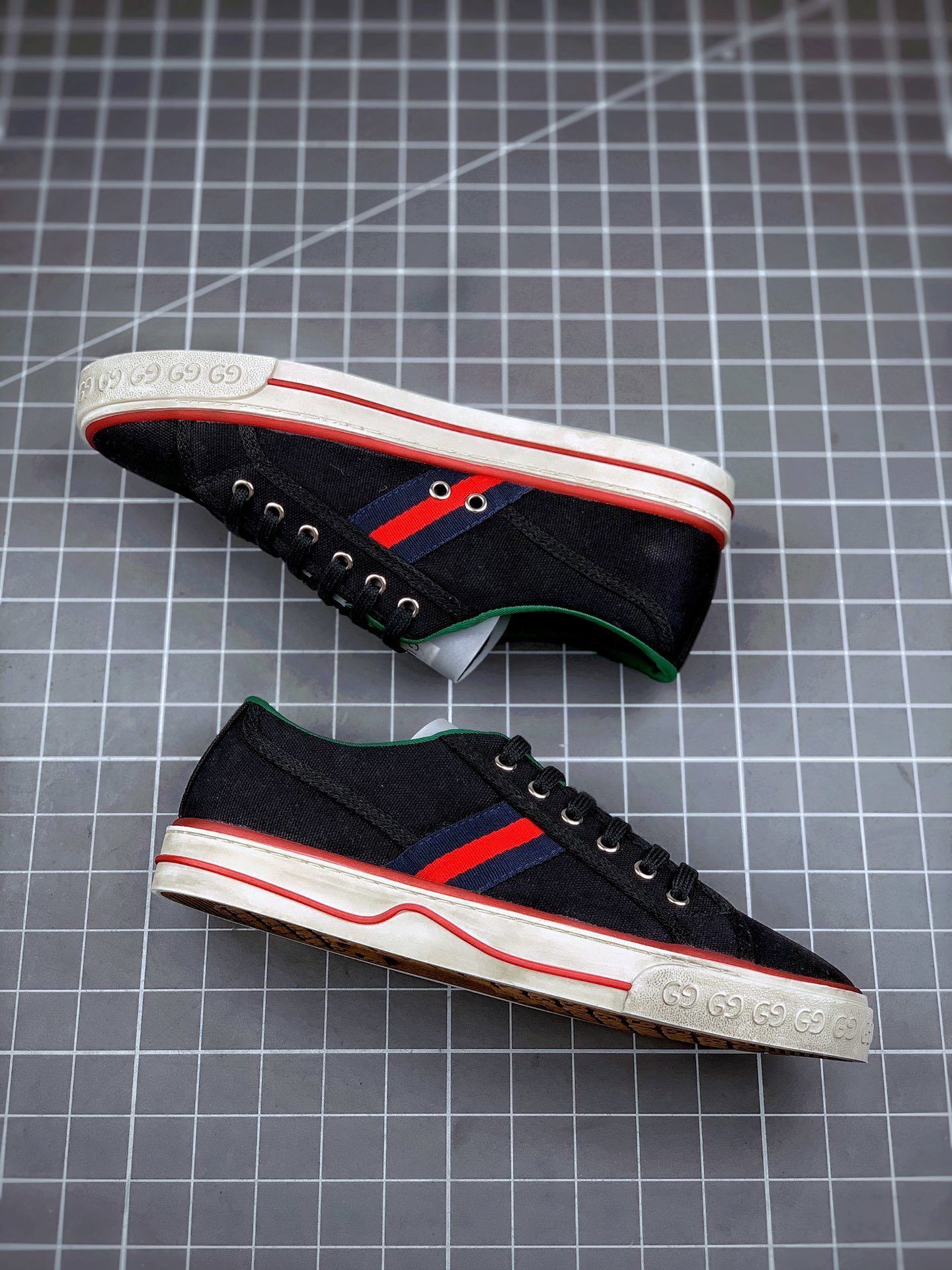 Gucci tennis 1977 gg canvas gt-00c9erdhdh