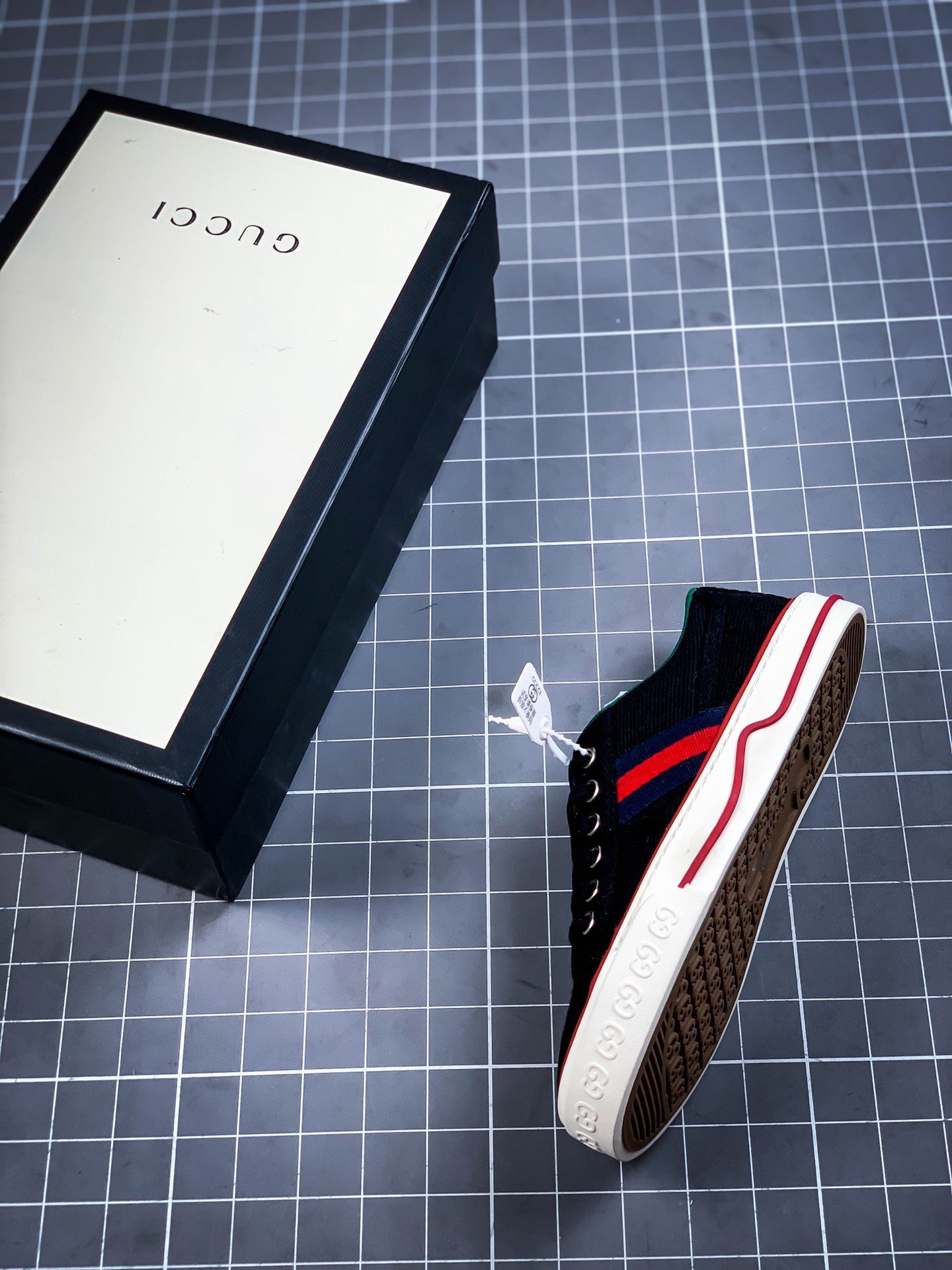 Gucci tennis 1977 gg canvas gt-00cxaneyo6