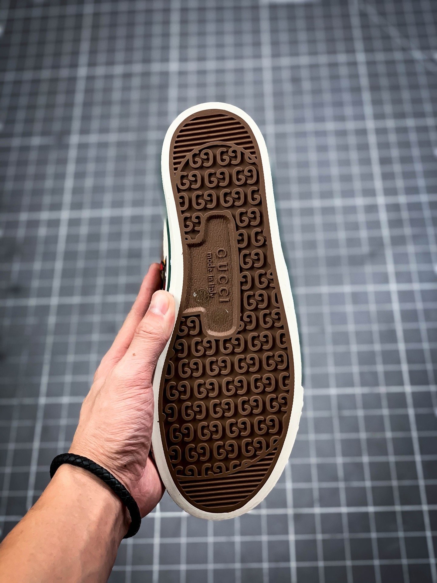 Gucci tennis 1977 gg canvas gt-00e9knwh8h