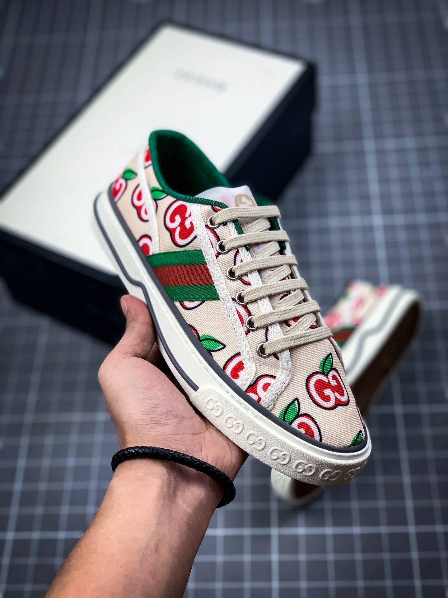 Gucci tennis 1977 gg canvas gt-00lcsrinzn