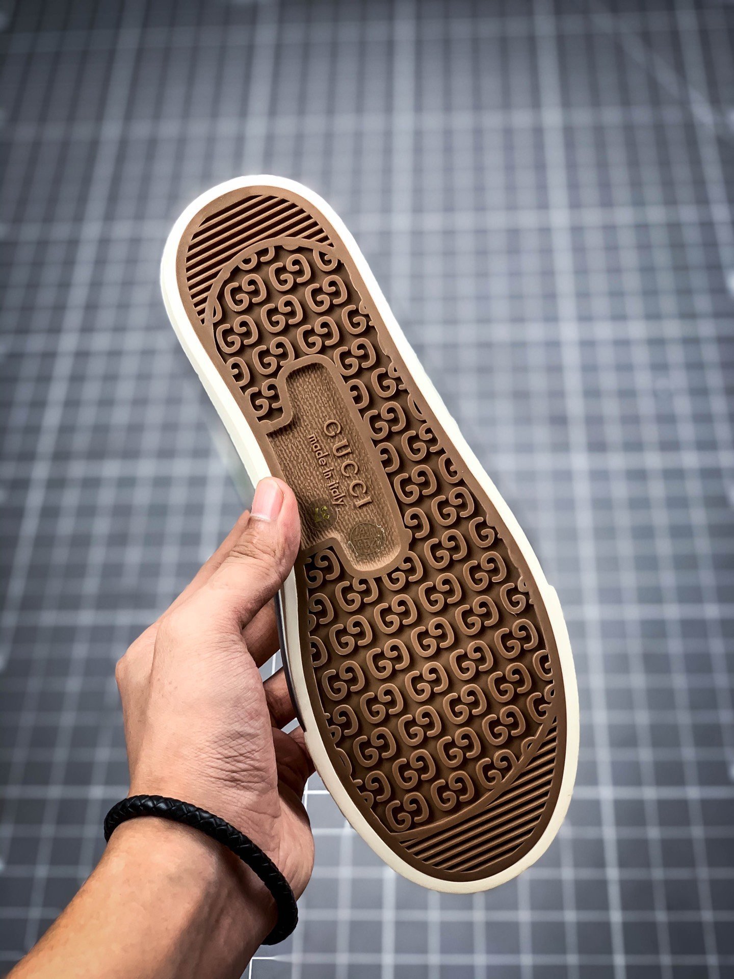 Gucci tennis 1977 gg canvas gt-00lcsrinzn