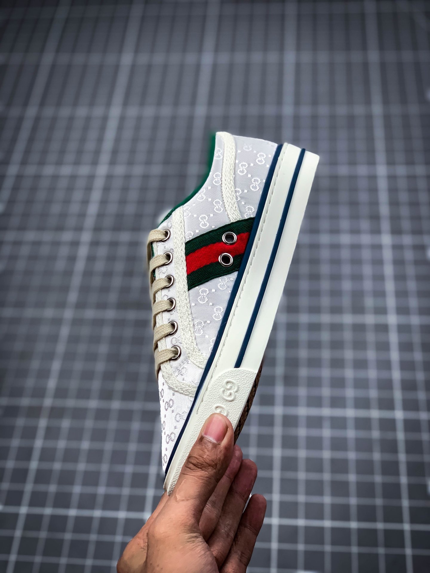 Gucci tennis 1977 gg canvas gt-00m8e8anjc