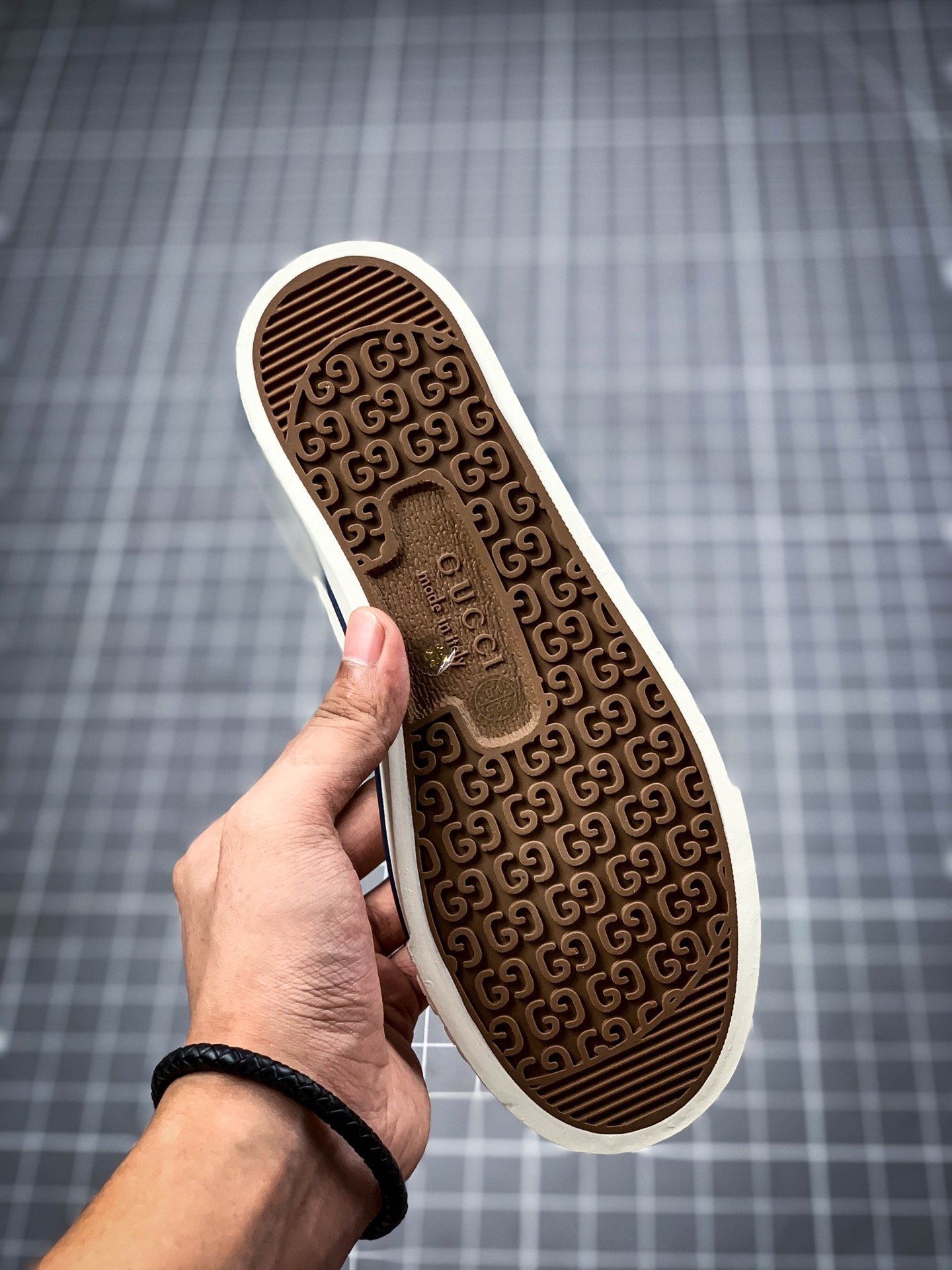 Gucci tennis 1977 gg canvas gt-00m8e8anjc