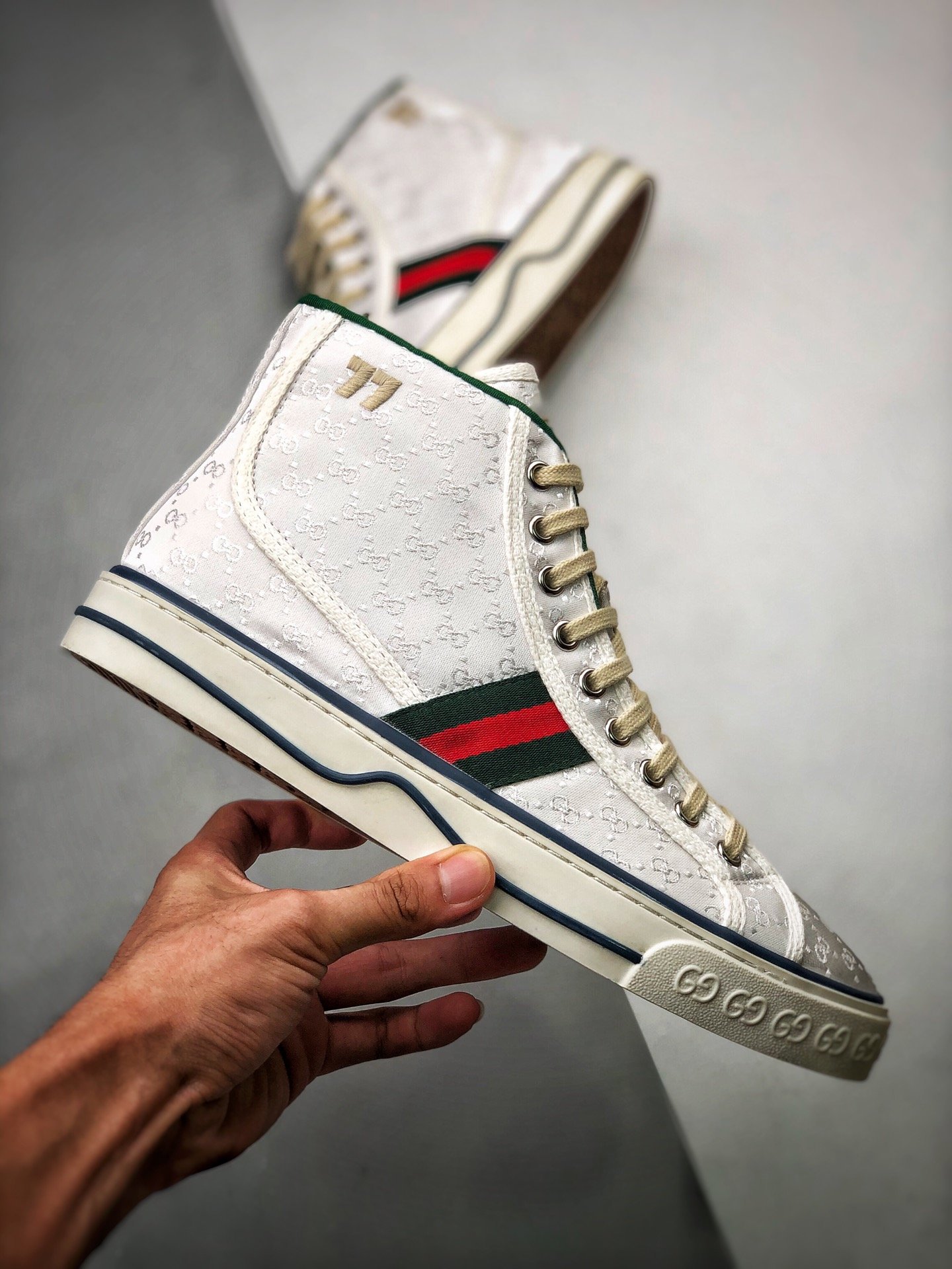 Gucci tennis 1977 gg canvas gt-00thbe88ic