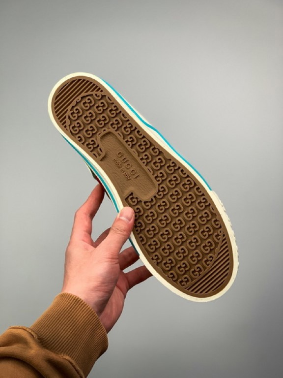 Gucci tennis 1977 gg canvas gt-00yx3e9r41