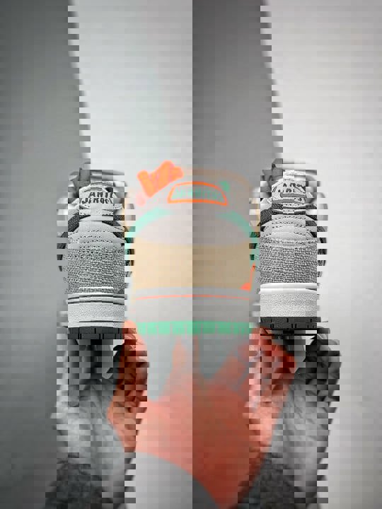 Jarritos x nike sb dunk low phantom/safety orange fd0860-001