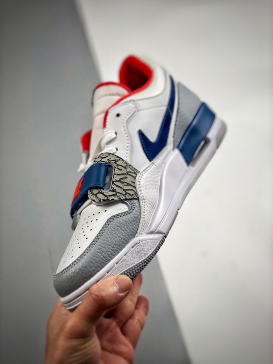 Jordan legacy 312 low white/french blue-wolf grey-university red
