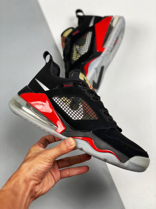 Jordan mars 270 low camoblack red ck1196-008