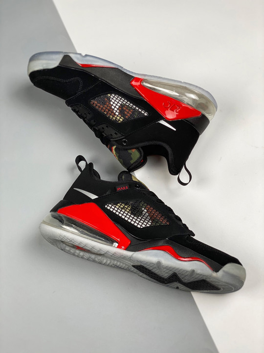 Jordan mars 270 low camoblack red ck1196-008