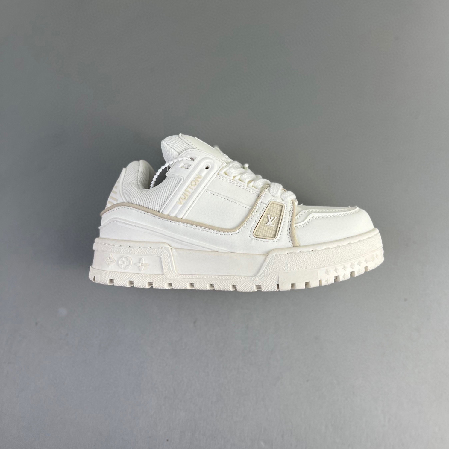 Louis vuitton lv trainer maxi sneaker cream
