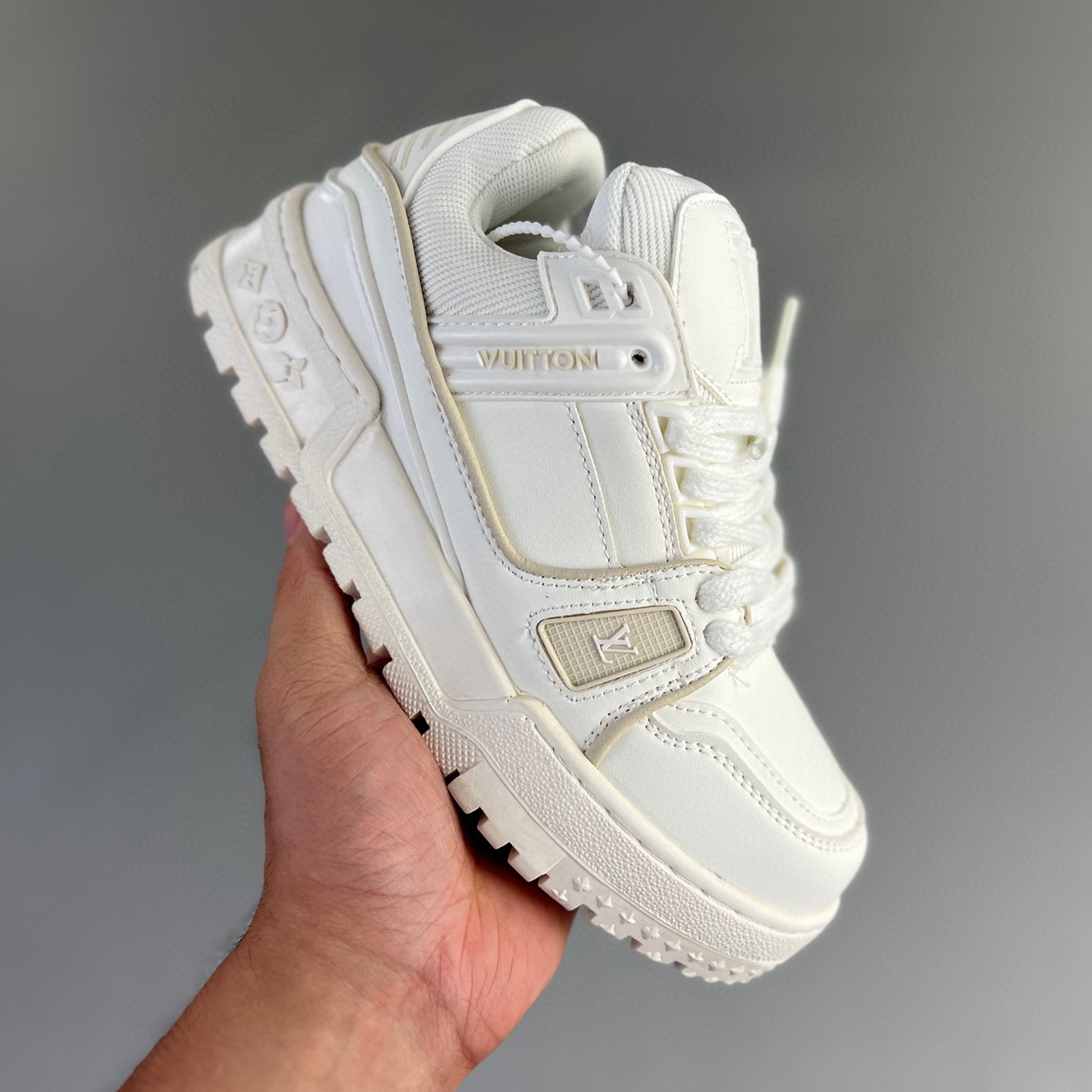 Louis vuitton lv trainer maxi sneaker cream
