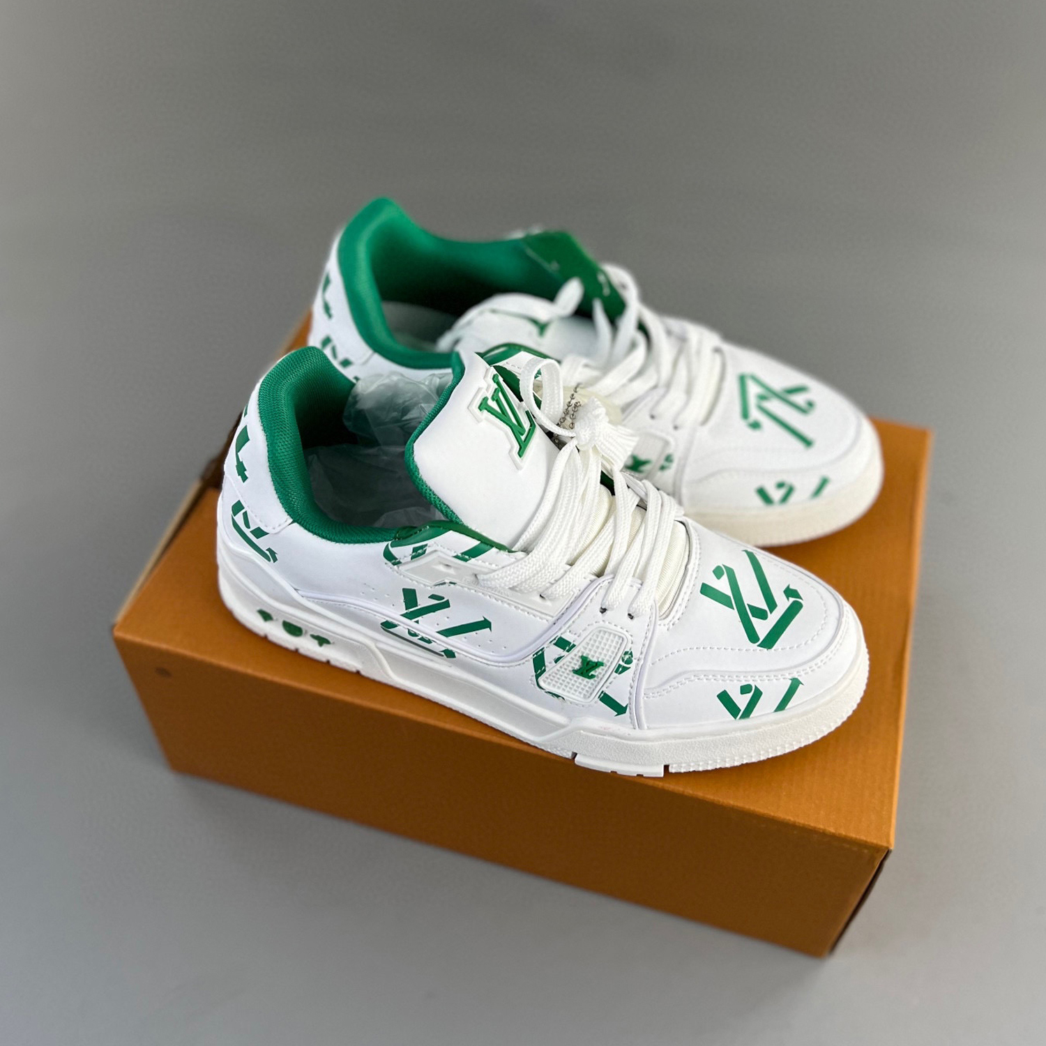 Louis vuitton lv trainer sneaker #54 green white