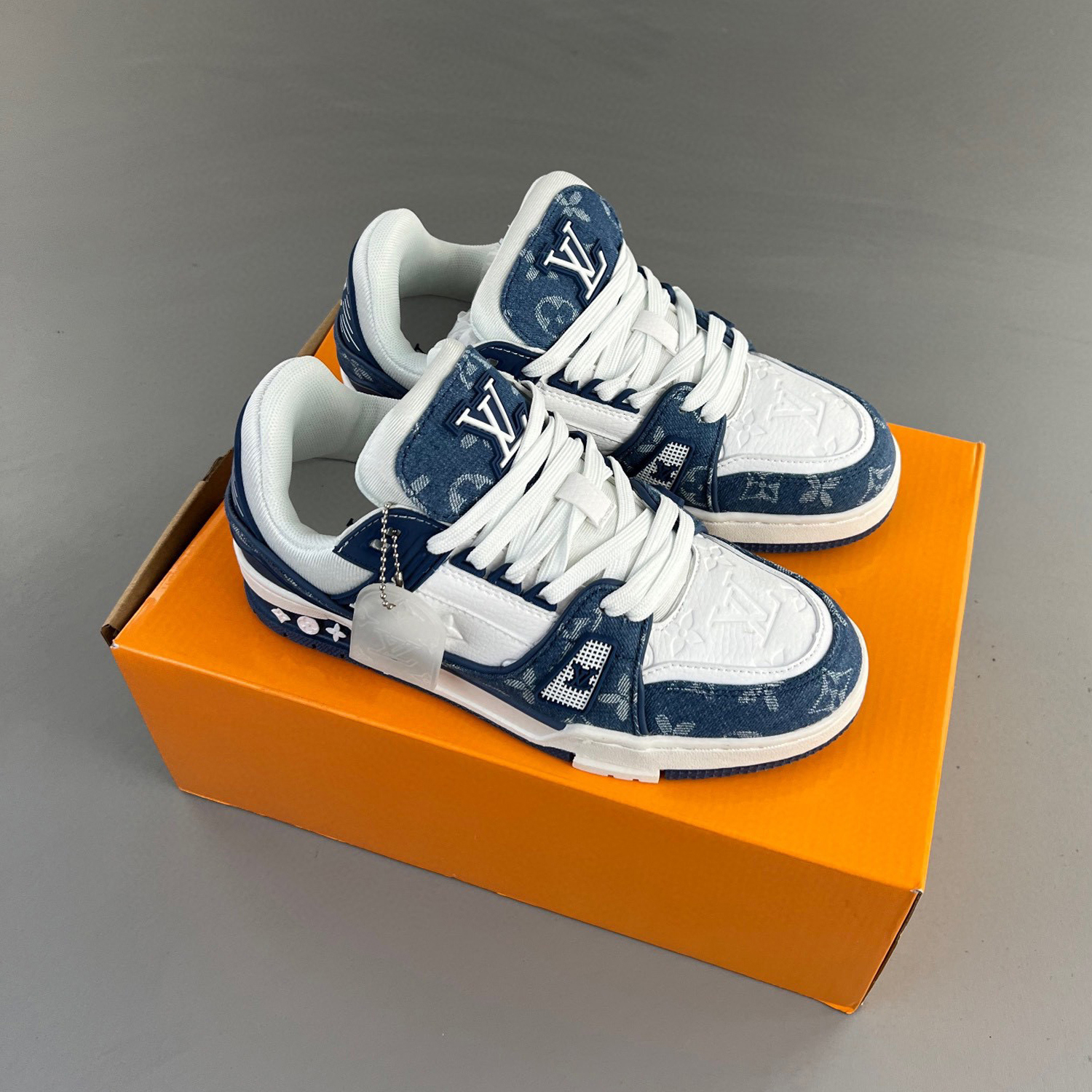 Louis vuitton lv trainer sneaker blue demin