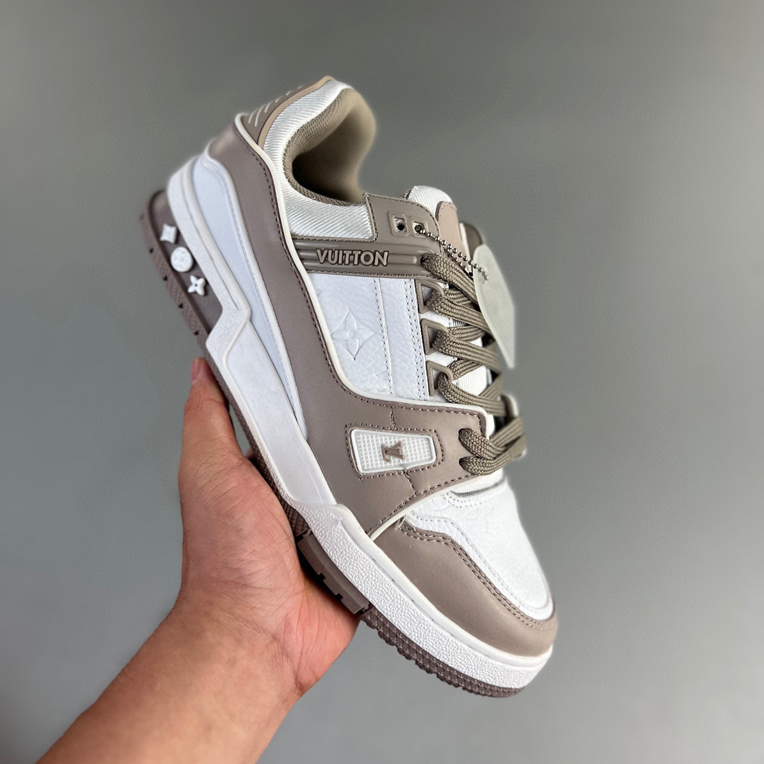 Louis vuitton lv trainer sneaker gray