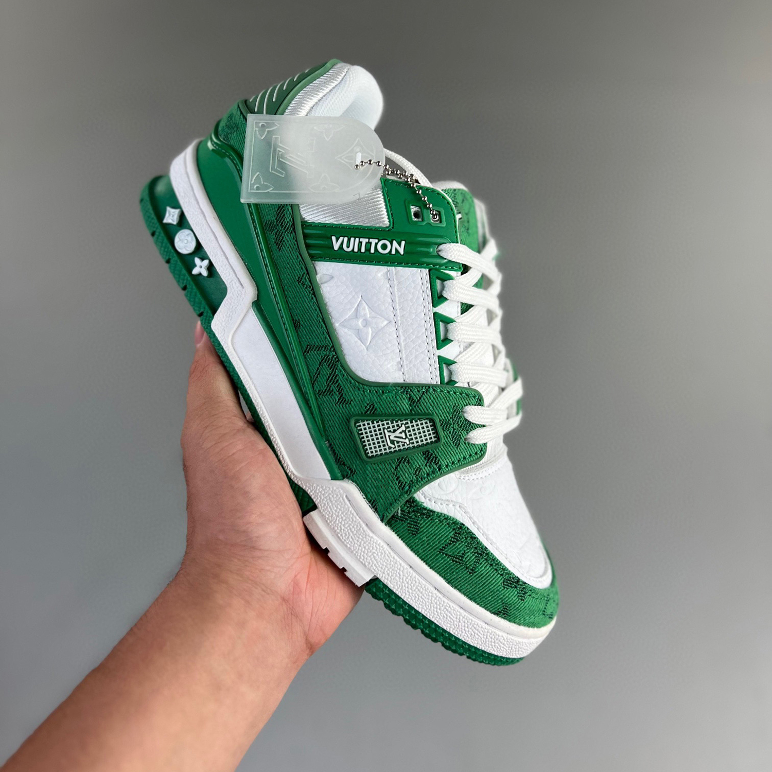 Louis vuitton lv trainer sneaker green white canvas