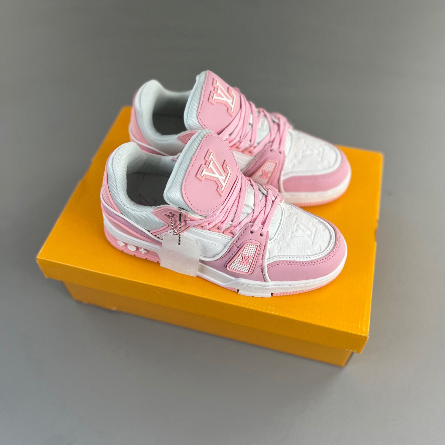 lv trainer sneaker pink