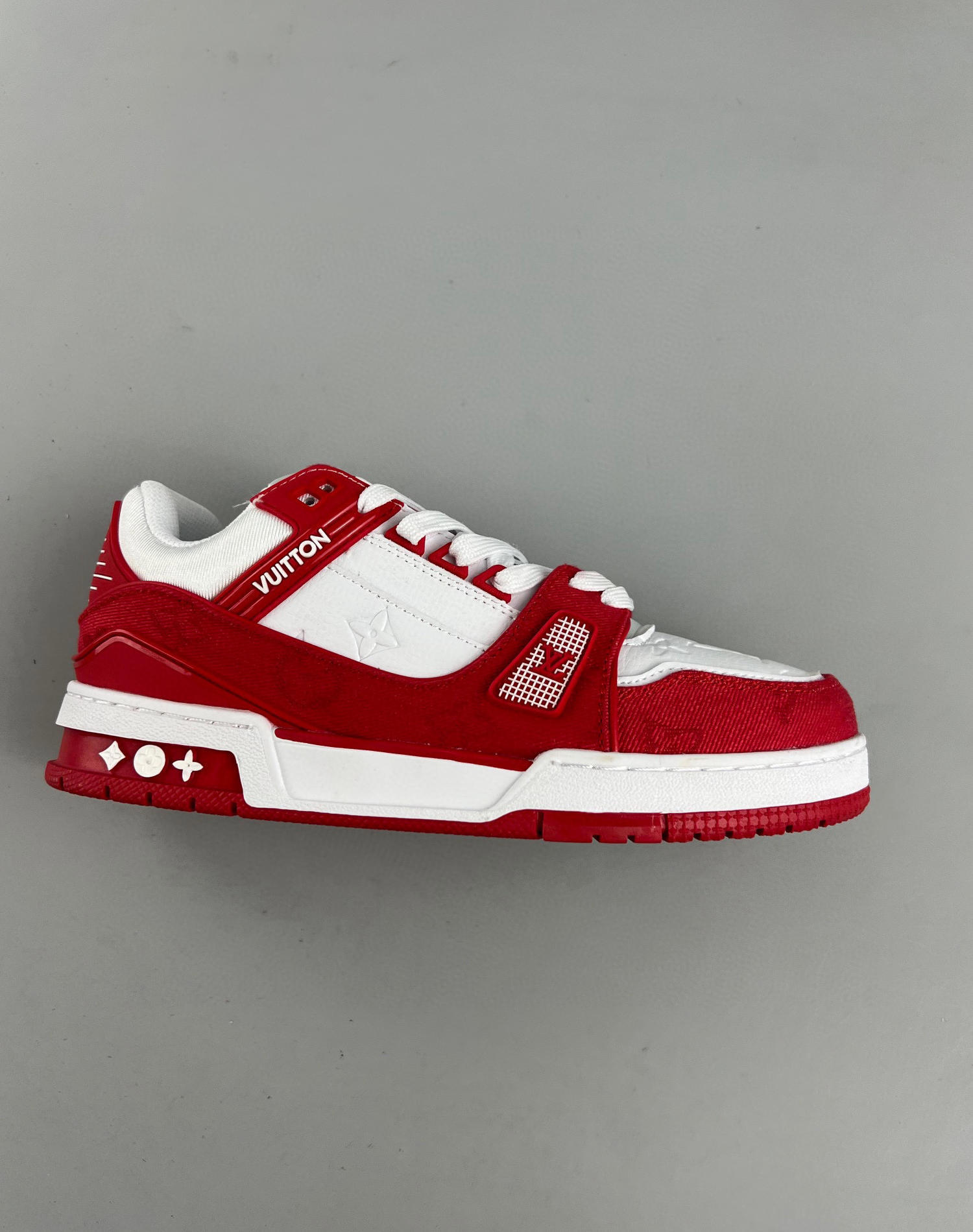 Louis vuitton lv trainer sneaker red & white monogram canvas