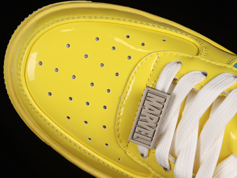 Marvel x bape sta tokyo sneakers yellow/blue/red