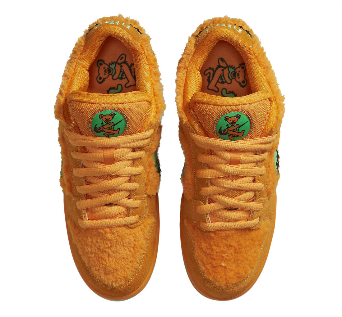 Nike sb dunk low x grateful dead bears orange