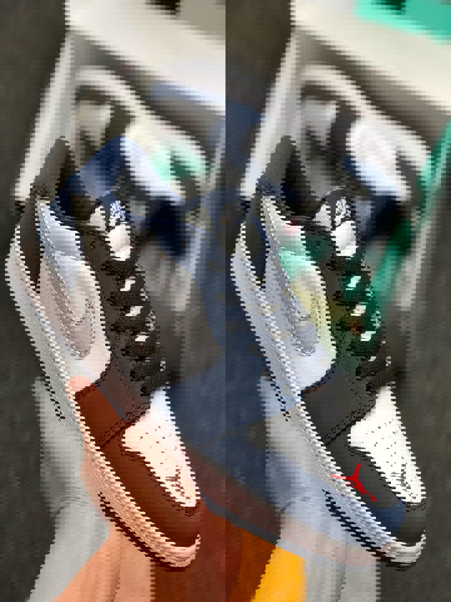 Nike sb x air jordan 1 low midnight navy/white-ember glow-metallic silver