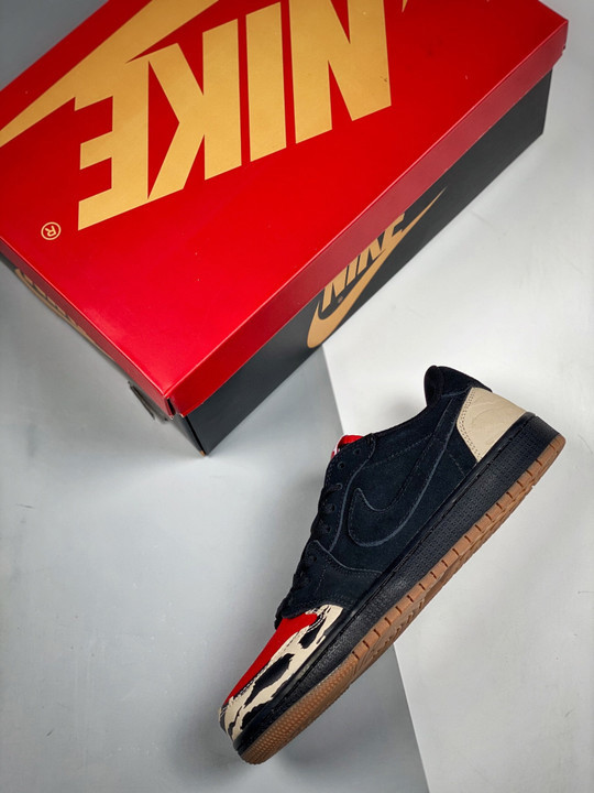 Solefly x air jordan 1 low carnivore
