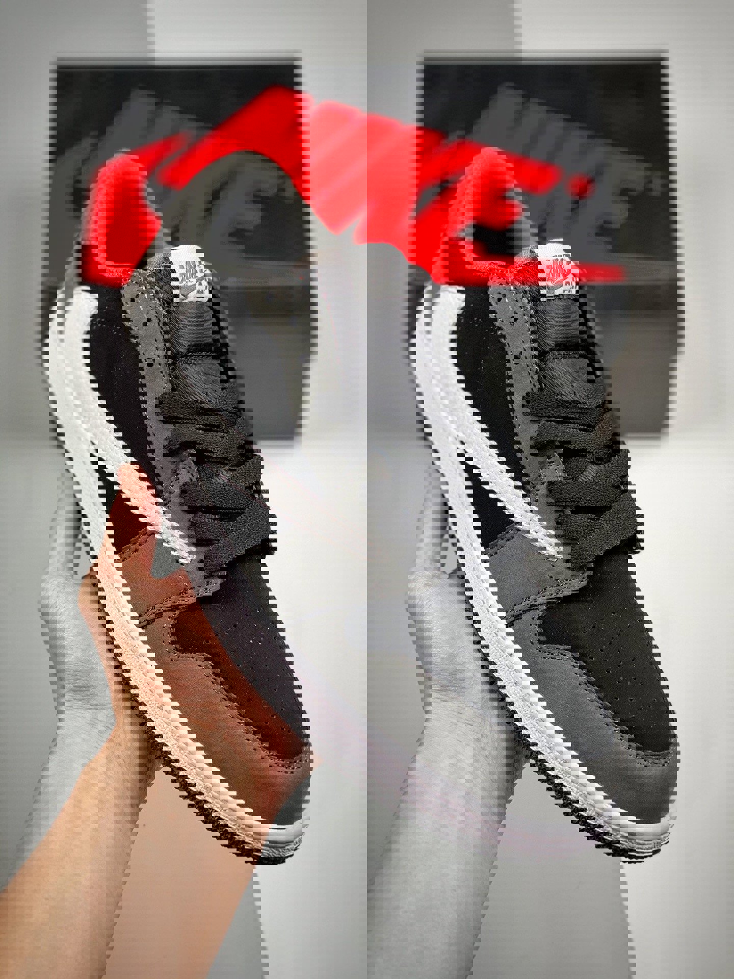 Travis scott x air jordan 1 low og black