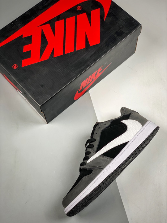 Travis scott x air jordan 1 low og black
