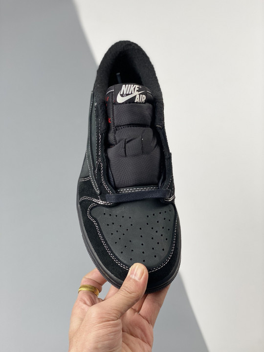 Travis scott x air jordan 1 low og black/phantom