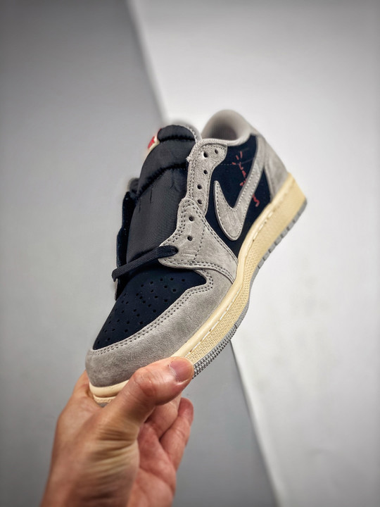 Travis scott x air jordan 1 low og sp grey/black/cream