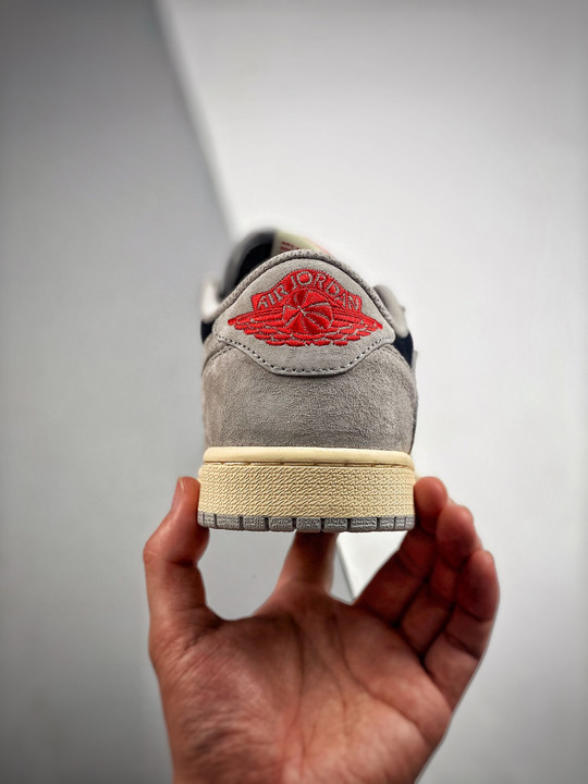 Travis scott x air jordan 1 low og sp grey/black/cream